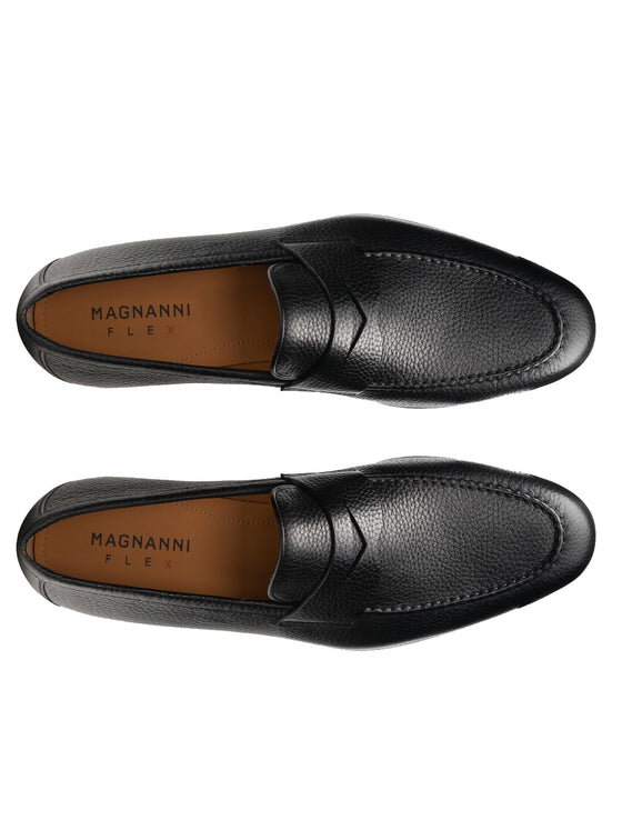 Magnanni Diezma II in Black italian loafer