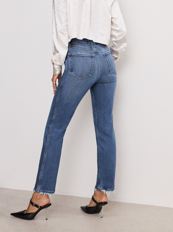 Good American Soft-Tech Good Curve Straight Jeans in indigo737