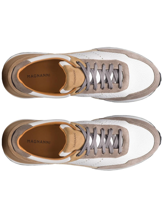 Magnanni Bravo V in Taupe Suede / White