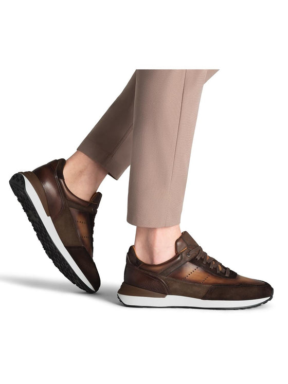 Magnanni Bravo V in Midbrown Suede / Brown