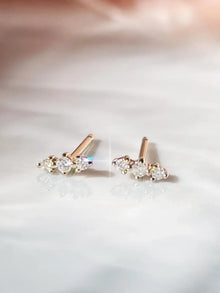  La Kaiser 14kt Gold Diamond Lane Studs