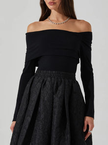  ASTR the Label Jada Off the Shoulder Top in Black