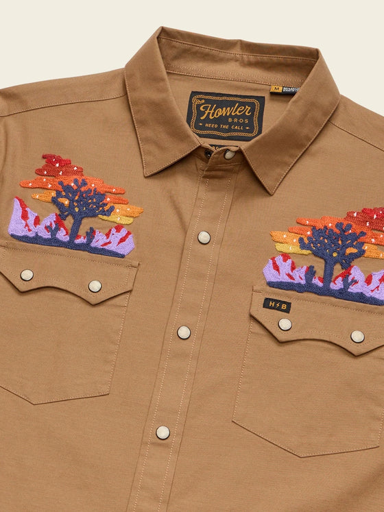 Howler Bros Crosscut Deluxe Longsleeve in Yuccas Driftwood