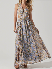  Noya Floral Maxi Dress