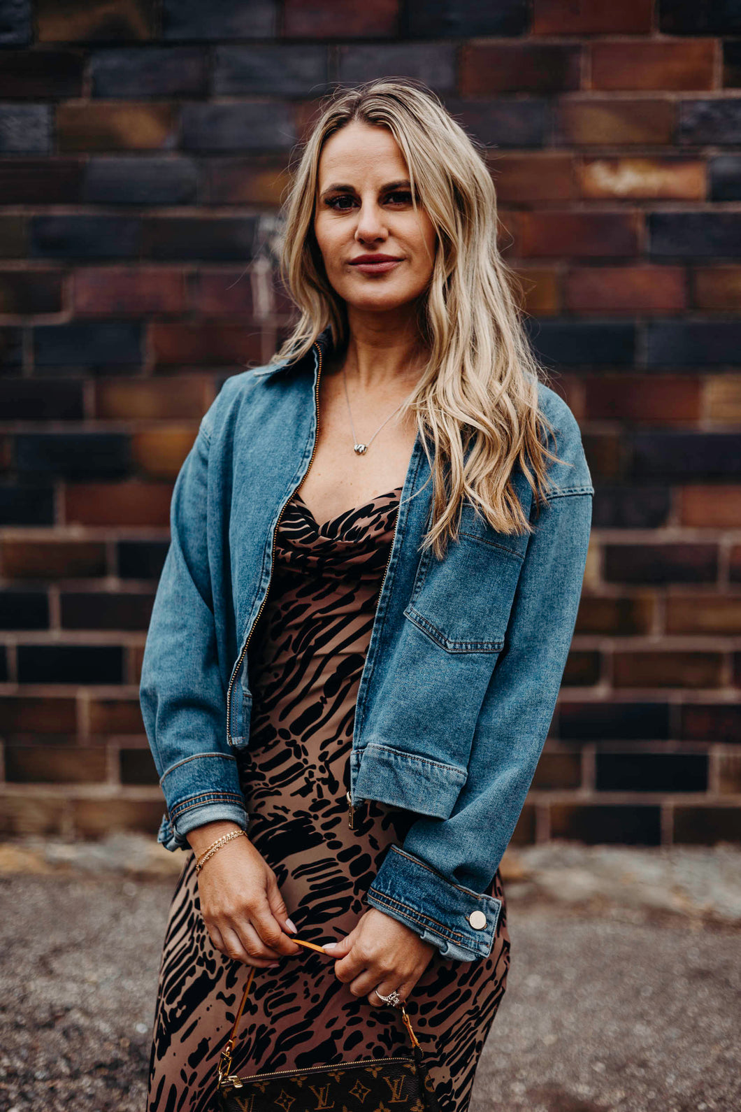 Shop J. Longs | Men's and Women's Clothing | Mankato, MN Shop J. Longs | Men's and Women's Clothing | Mankato, MN