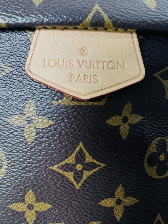 Bum Bag Louis Vuitton in Brown