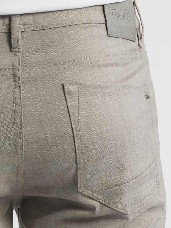 Brax Chuck Stretch Chambray 5-Pocket Pants in Light Grey