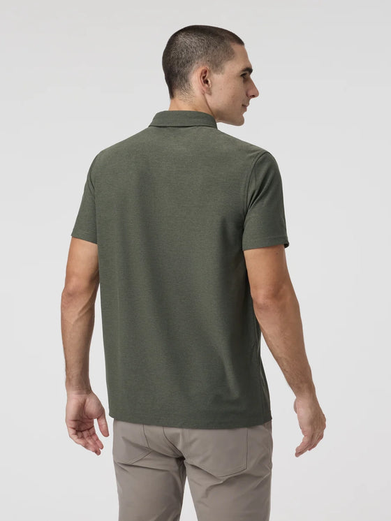 Vuori Short-Sleeve Ace Button Down in Oregano