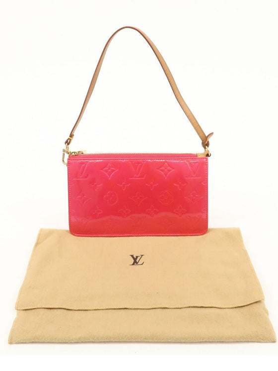 Louis Vuitton Vernis Lexington Accessoires Pouch M 91223 in fuschia clutch