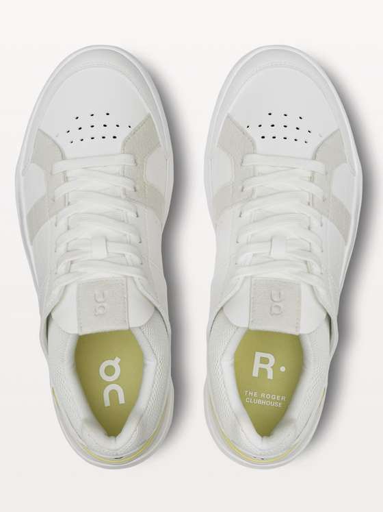 On Running Women's the Roger Clubhouse in White | Mauve