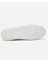 Piloti Shift in White