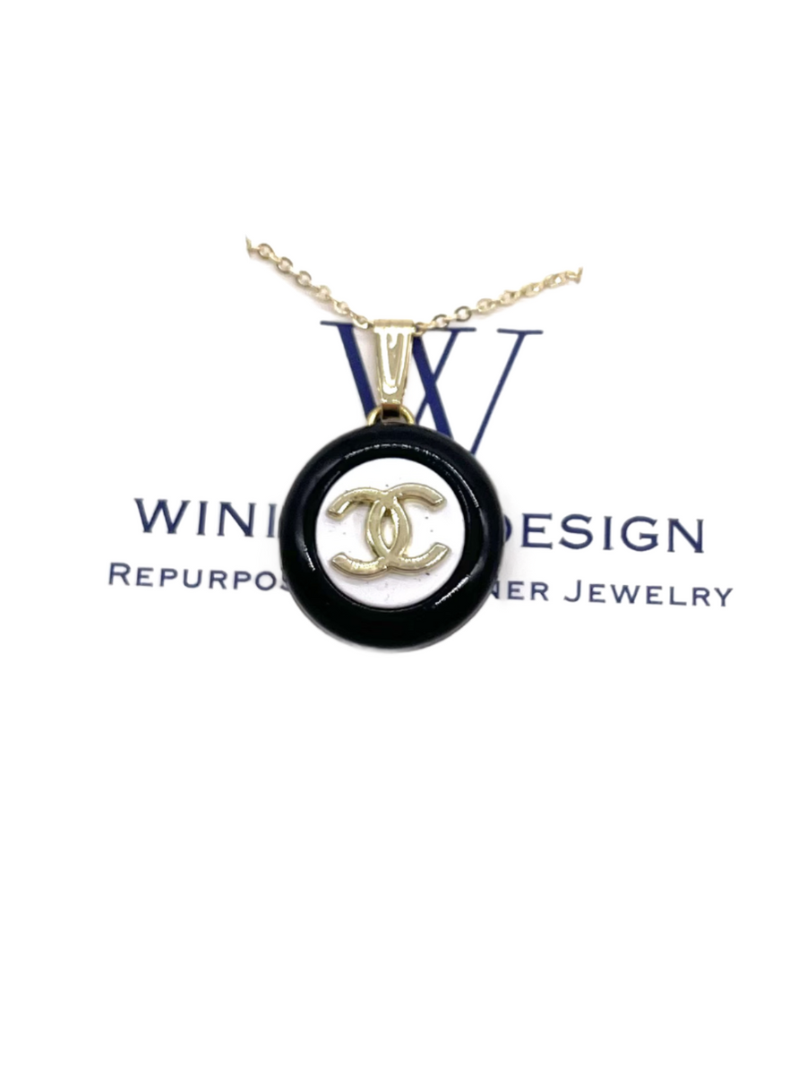 Color Logo Chanel on Chunky Chain Button Necklace — Blue Blood Metal