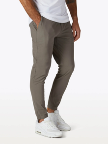  Cuts for Men | AO Jogger in Canyon