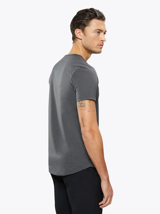 Cuts for Men | AO Curve-Hem Tee in Graphite