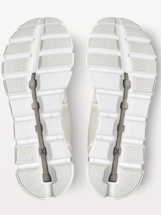 On Running | Cloud 5 in Pearl/White